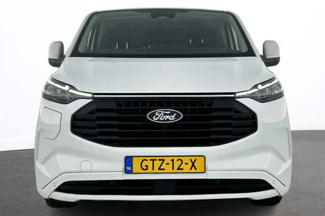 Ford Transit Custom (2025) thumbnail 5