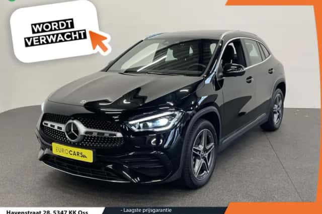 Mercedes-Benz GLA (2022) thumbnail 1