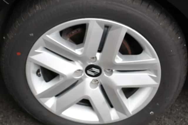 Renault Clio (2024) thumbnail 2