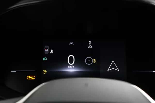 Renault Clio (2024) thumbnail 3