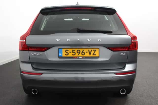 Volvo XC60 (2020) thumbnail 5