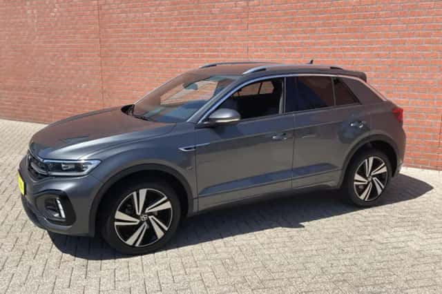 Volkswagen T-Roc (2023) thumbnail 5