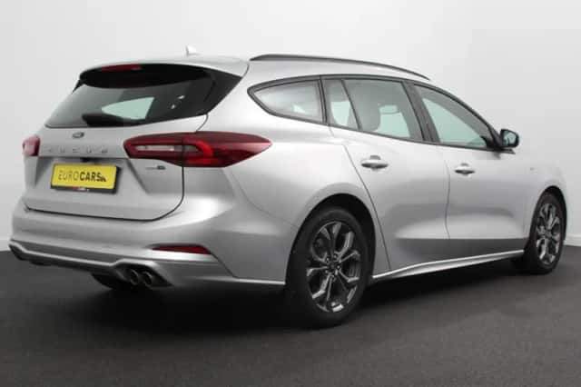 Ford Focus (2023) thumbnail 6