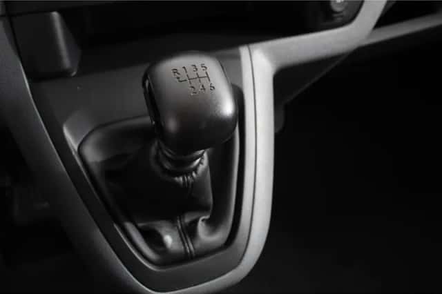 Toyota ProAce Shuttle (2017) thumbnail 5