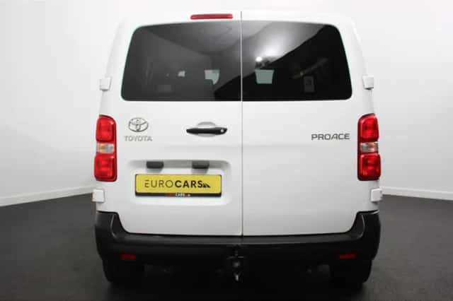 Toyota ProAce Shuttle (2017) thumbnail 6