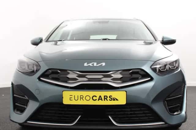 Kia Ceed (2022) thumbnail 4