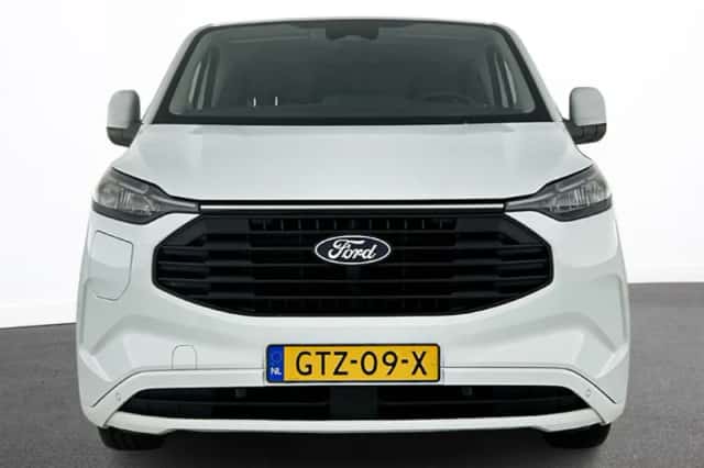 Ford Transit Custom (2025) thumbnail 4