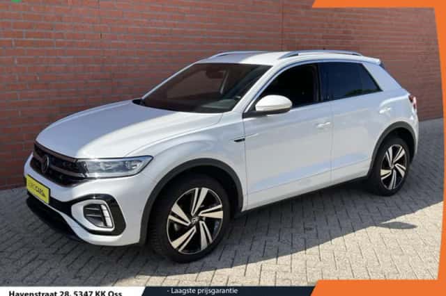 Volkswagen T-Roc (2023) thumbnail 1