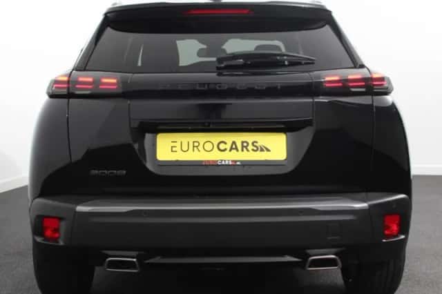 Peugeot 2008 (2024) thumbnail 3