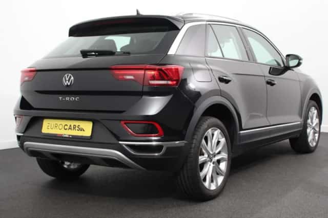 Volkswagen T-Roc (2023) thumbnail 6