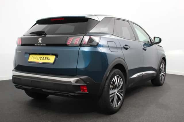 Peugeot 3008 (2022) thumbnail 6