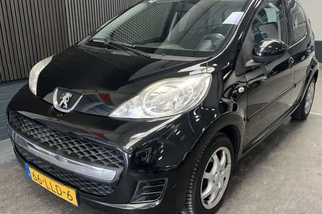 Peugeot 107 (2010) thumbnail 6
