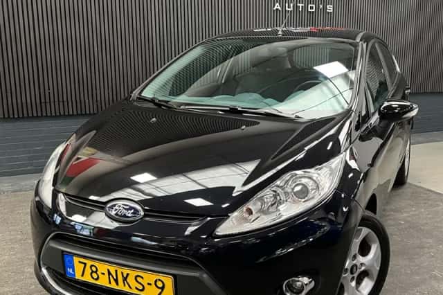 Ford Fiesta (2010) thumbnail 1