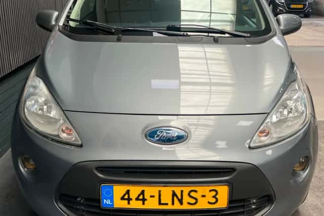 Ford Ka (2010) thumbnail 5