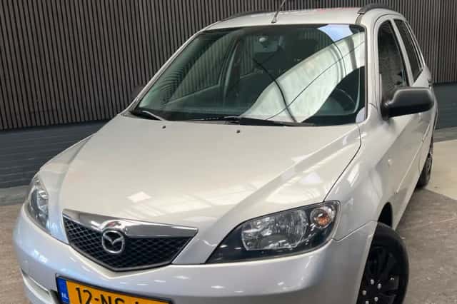 Mazda 2 (2004) thumbnail 1