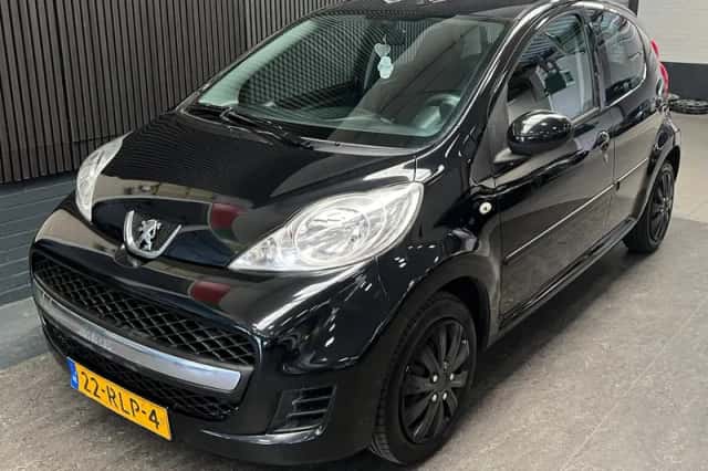 Peugeot 107 (2011) thumbnail 6
