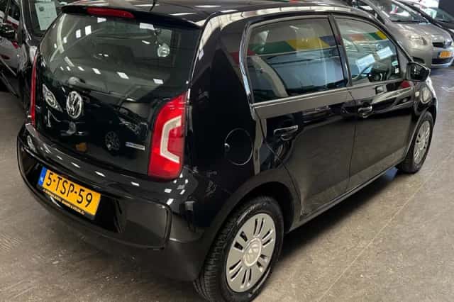 Volkswagen Up! (2014) thumbnail 2