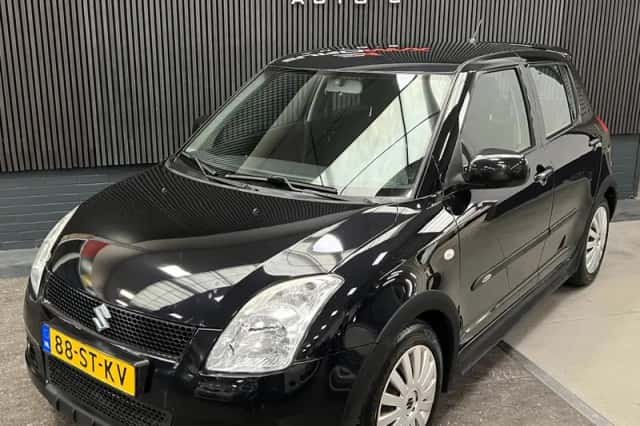 Suzuki Swift (2006) thumbnail 1