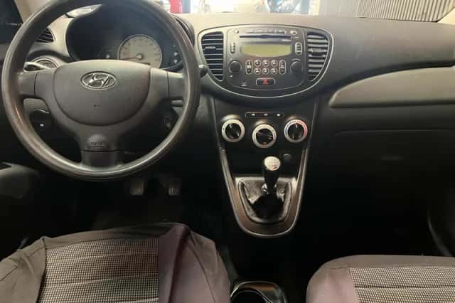 Hyundai i10 (2009) thumbnail 3