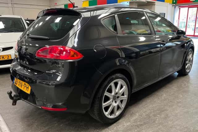 SEAT Leon (2007) thumbnail 2