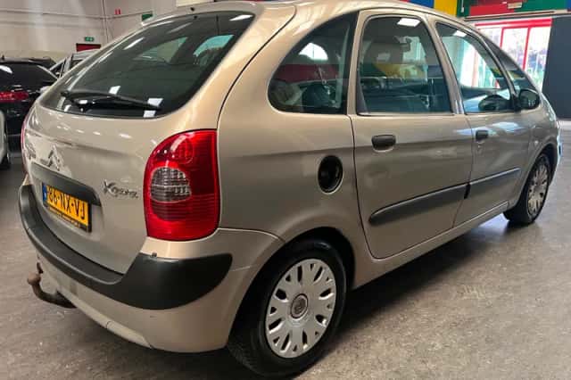 Citroën Xsara Picasso (2004) thumbnail 2