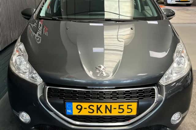 Peugeot 208 (2013) thumbnail 5