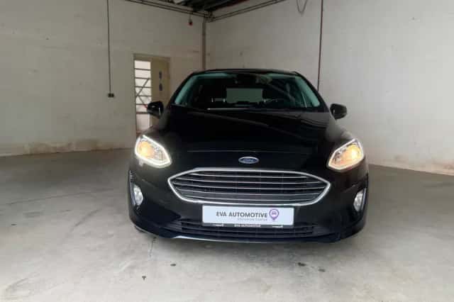 Ford Fiesta (2019) thumbnail 4