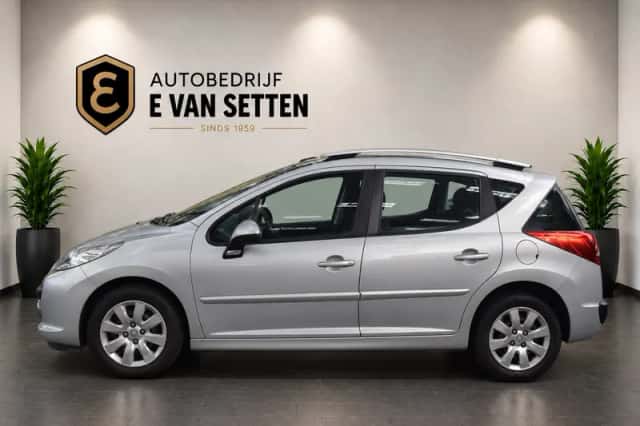 Peugeot 207 (2008) thumbnail 6