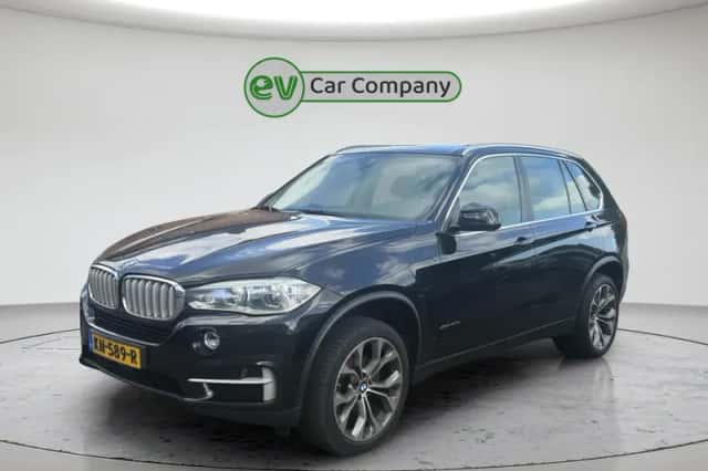 BMW X5 (2016) thumbnail 1