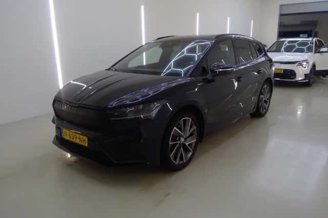 Škoda Enyaq (2021) thumbnail 2