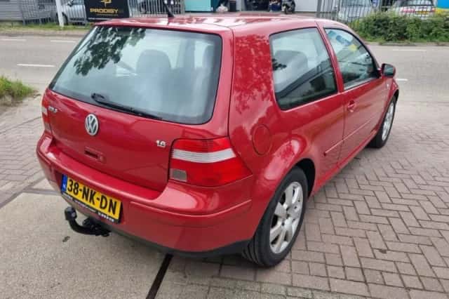 Volkswagen Golf (2003) thumbnail 6