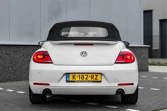 Volkswagen Beetle (2014) thumbnail 6