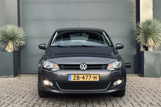 Volkswagen Polo (2013) thumbnail 2