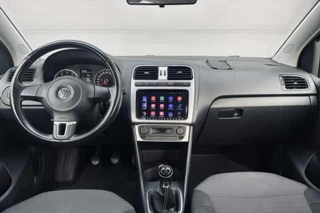 Volkswagen Polo (2013) thumbnail 6