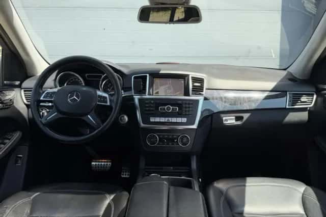 Mercedes-Benz M-Klasse (2012) thumbnail 6