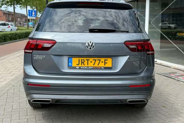 Volkswagen Tiguan All-Space (2021) thumbnail 6
