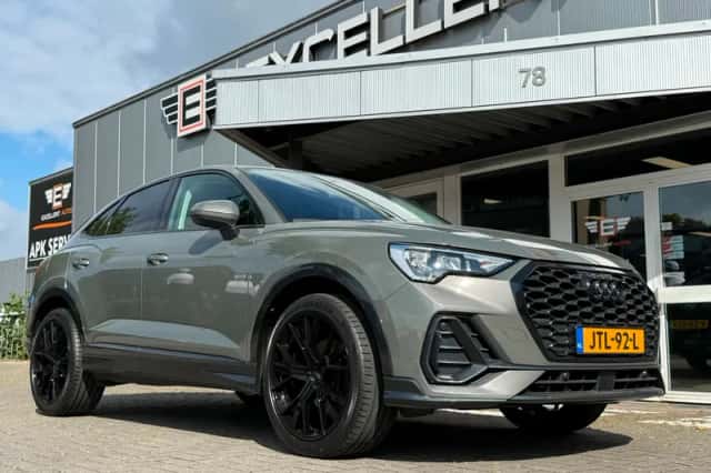 Audi Q3 Sportback (2021) thumbnail 3