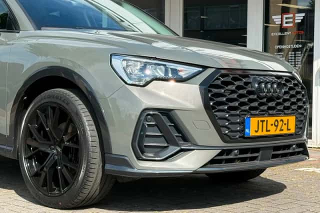 Audi Q3 Sportback (2021) thumbnail 4