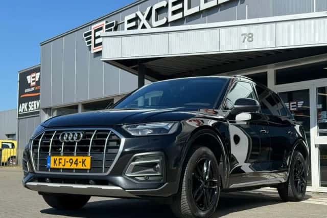 Audi Q5 (2022) thumbnail 1