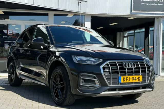 Audi Q5 (2022) thumbnail 3