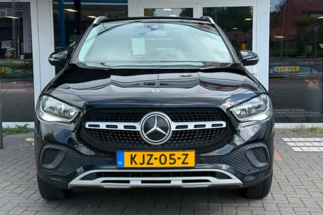 Mercedes-Benz GLA-Klasse (2021) thumbnail 2