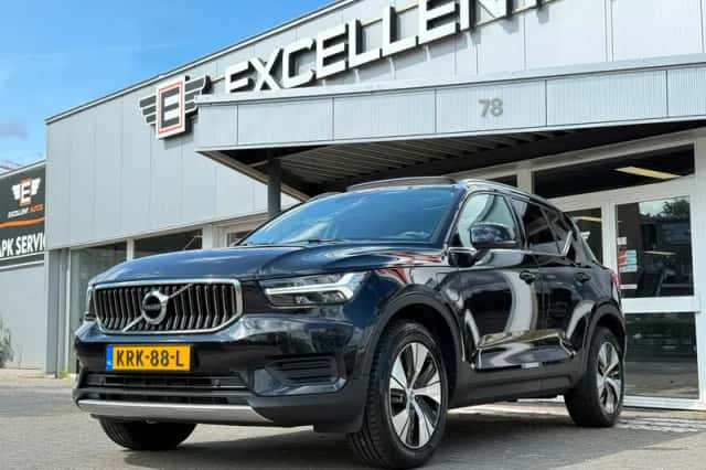 Volvo XC40 (2022) thumbnail 1