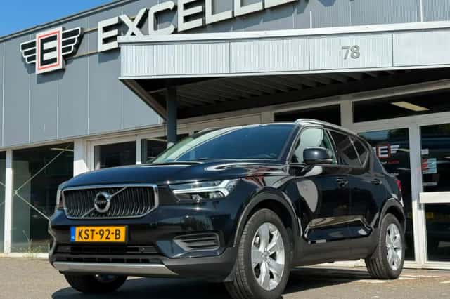 Volvo XC40 (2021) thumbnail 1