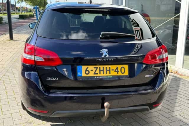 Peugeot 308 (2014) thumbnail 6