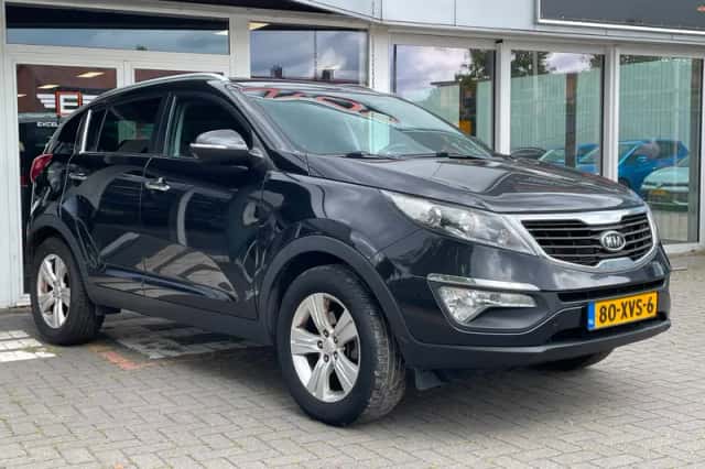 Kia Sportage (2012) thumbnail 3