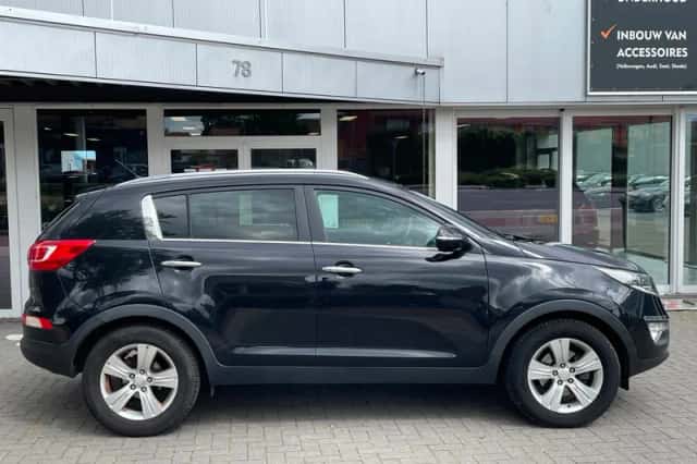 Kia Sportage (2012) thumbnail 4