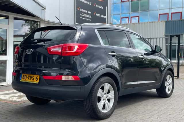 Kia Sportage (2012) thumbnail 5