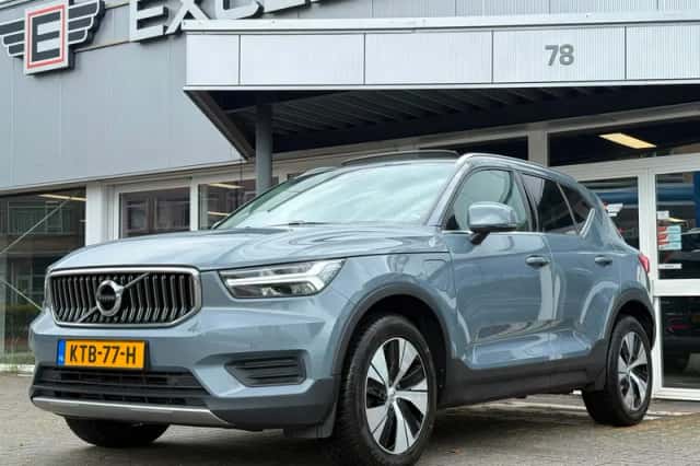 Volvo XC40 (2022) thumbnail 1
