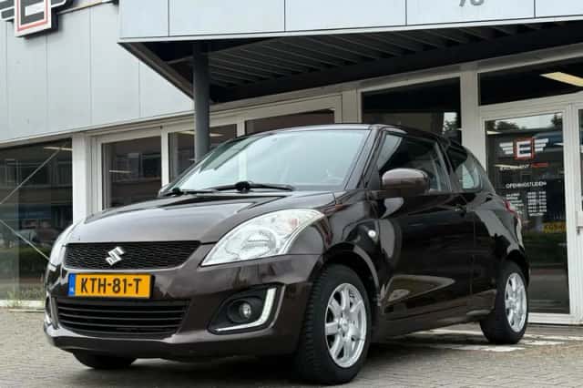 Suzuki Swift (2014) thumbnail 1