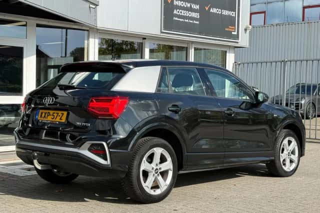 Audi Q2 (2023) thumbnail 5